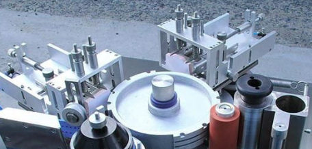 Cold Wet Glue Labelling Machine - Image 3